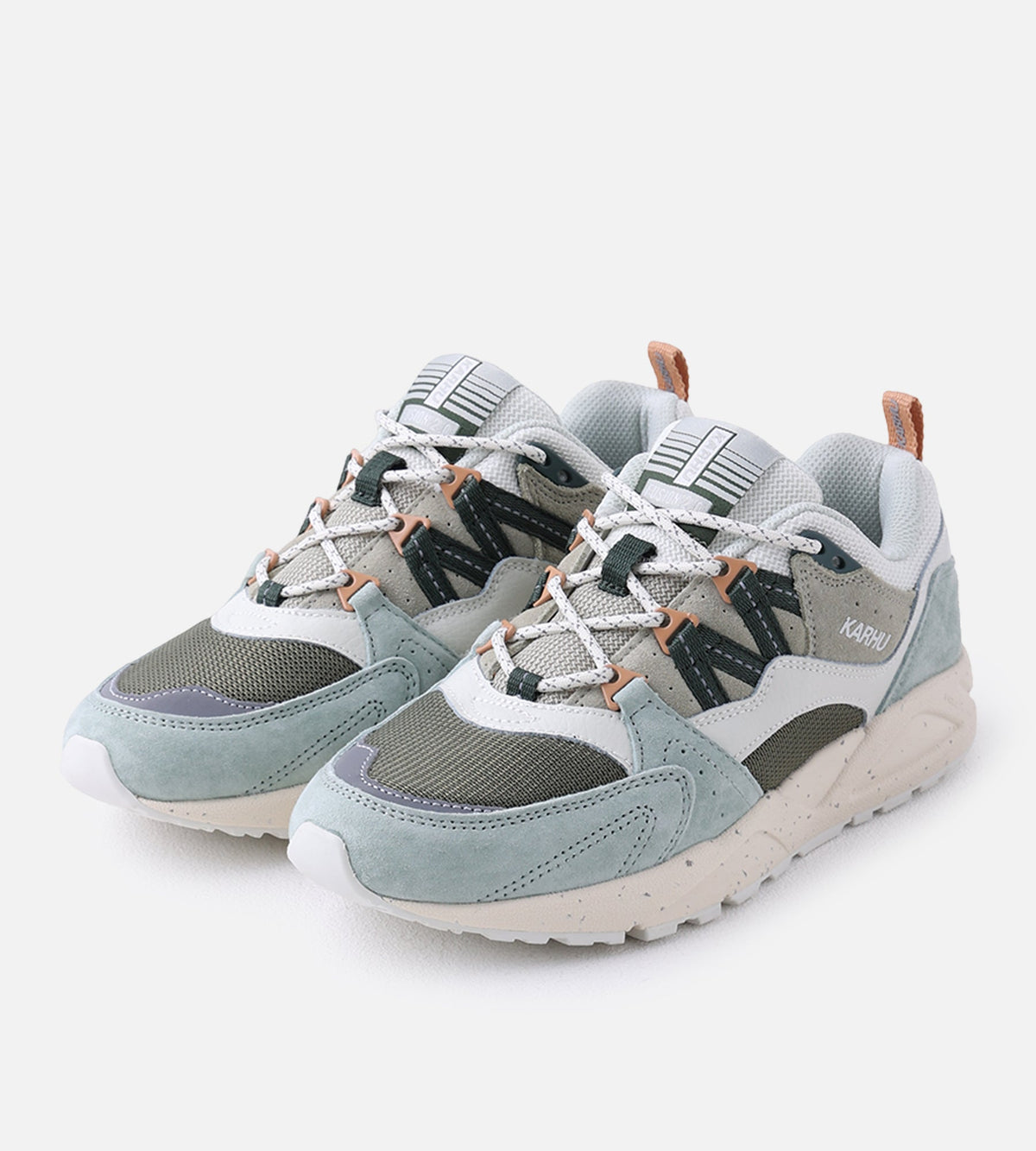 Karhu Fusion 2.0 Sea Foam Pineneedle