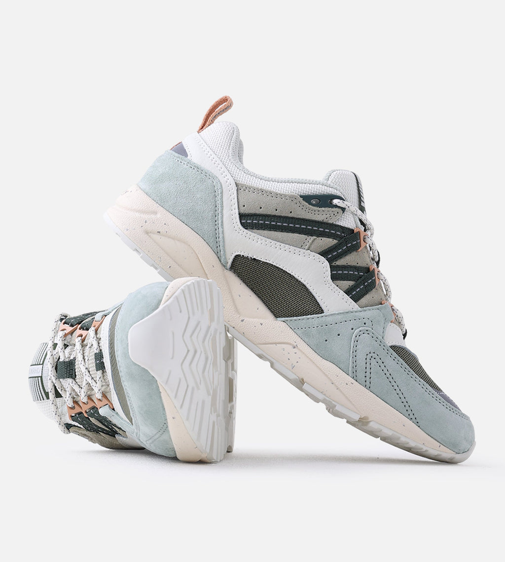 Karhu Fusion 2.0 Sea Foam Pineneedle