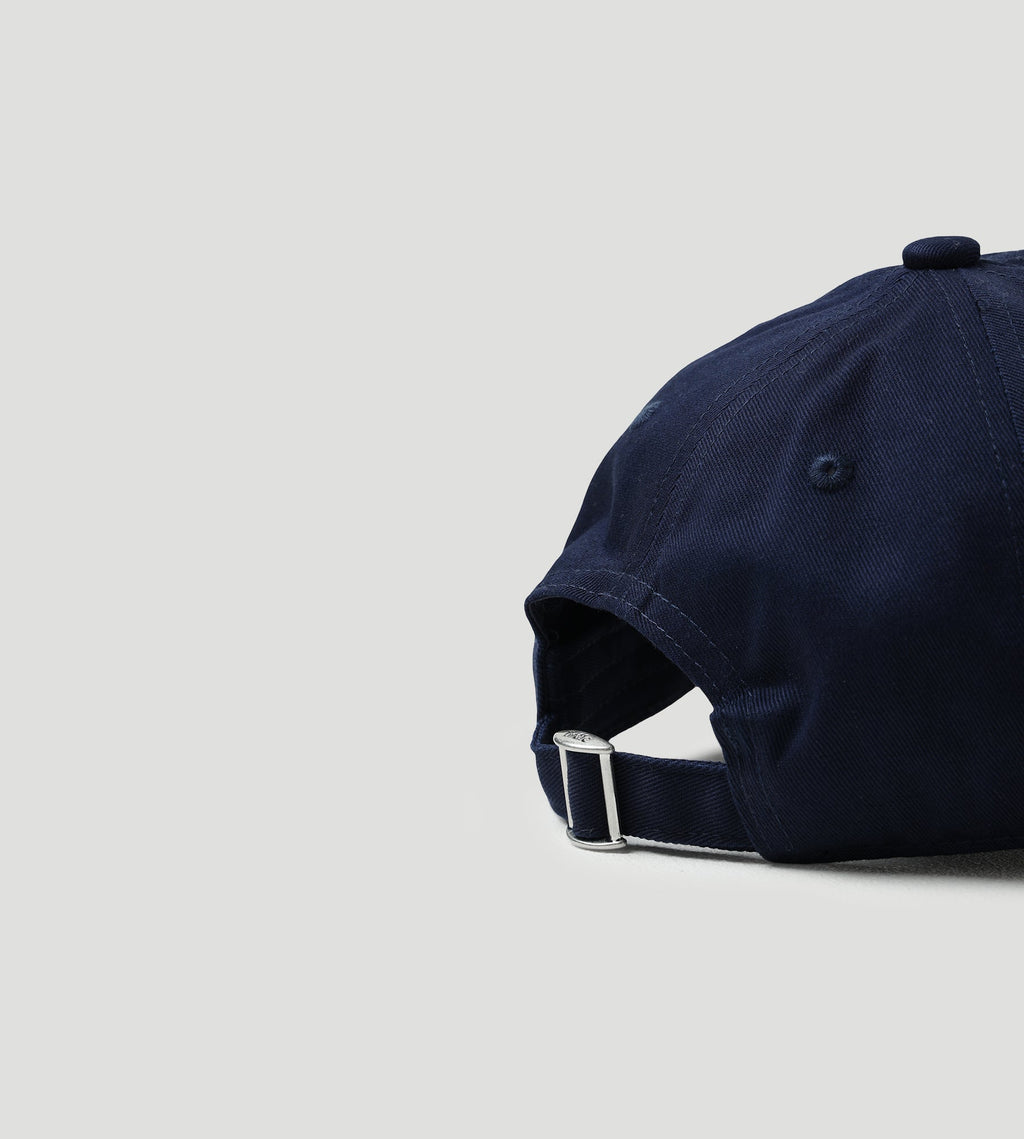 Drôle de Monsieur Vine Embroidered Slogan Cap Navy