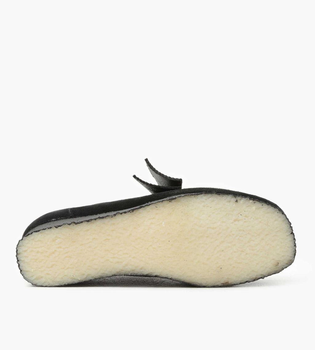 Clarks Originals W Wallabee. Black Suede