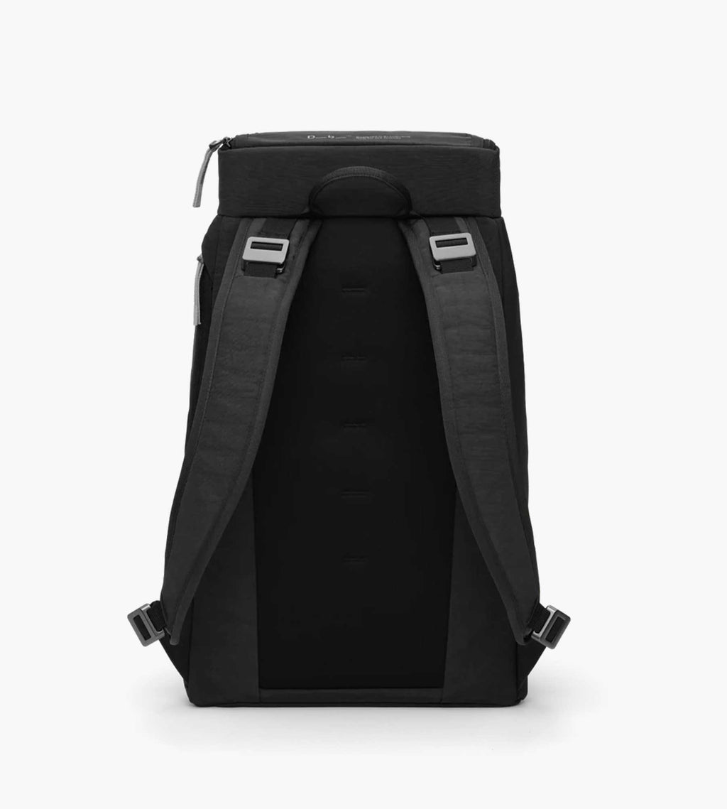 D__b__™ Hugger Backpack 25L Charcoal Grey