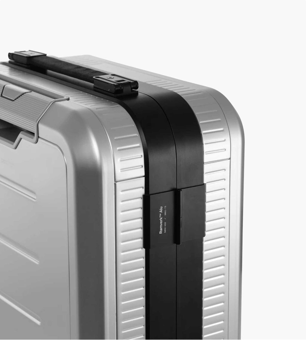D__b__™ Ramverk Alu Carry-On Silver Onyx