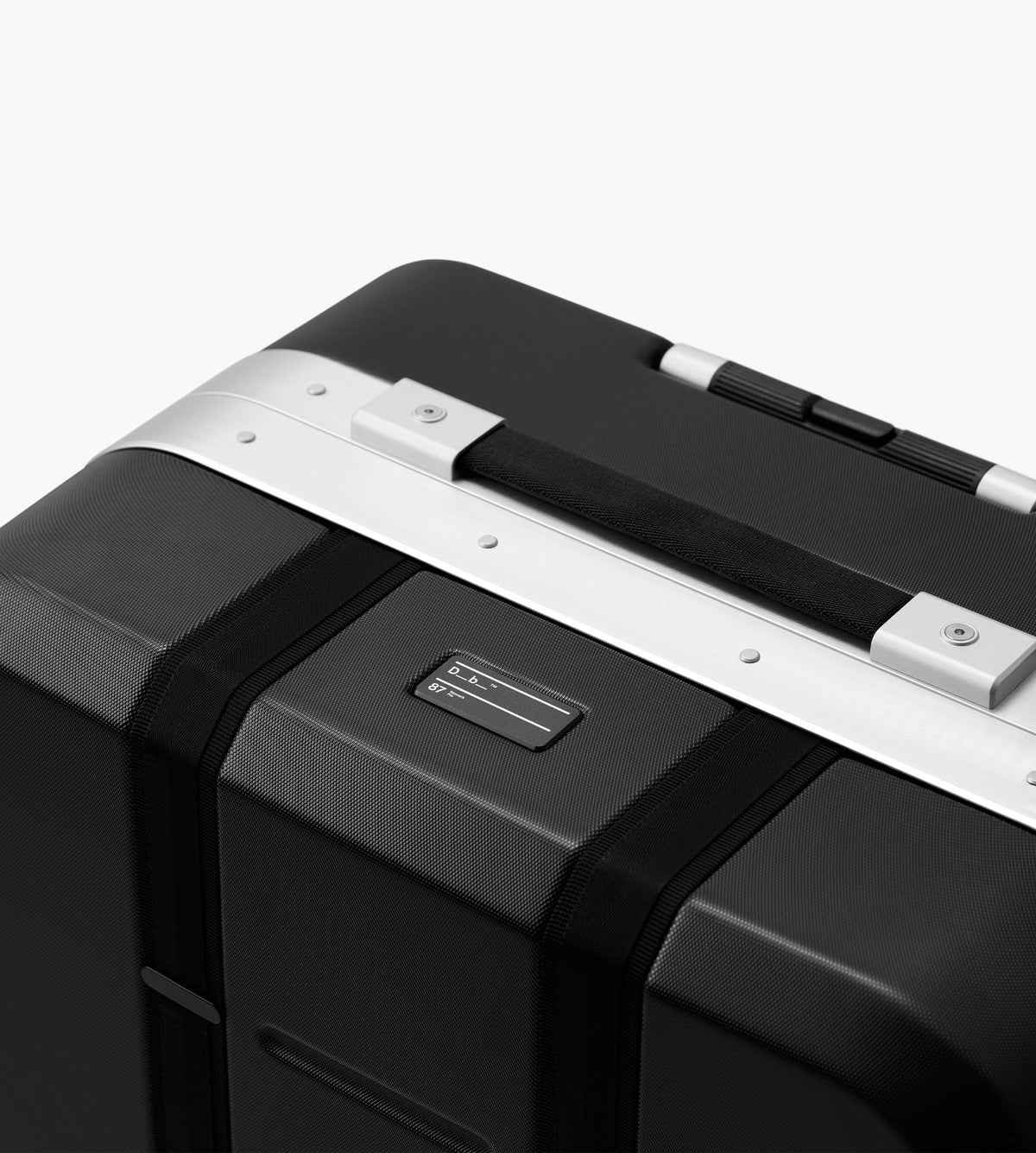 D__b__™ Ramverk Pro Front-access Carry-on Silver
