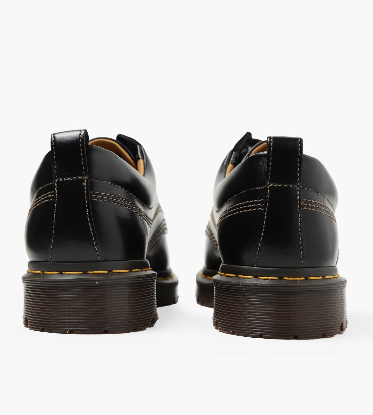 Dr. Martens Lowell Black Analine
