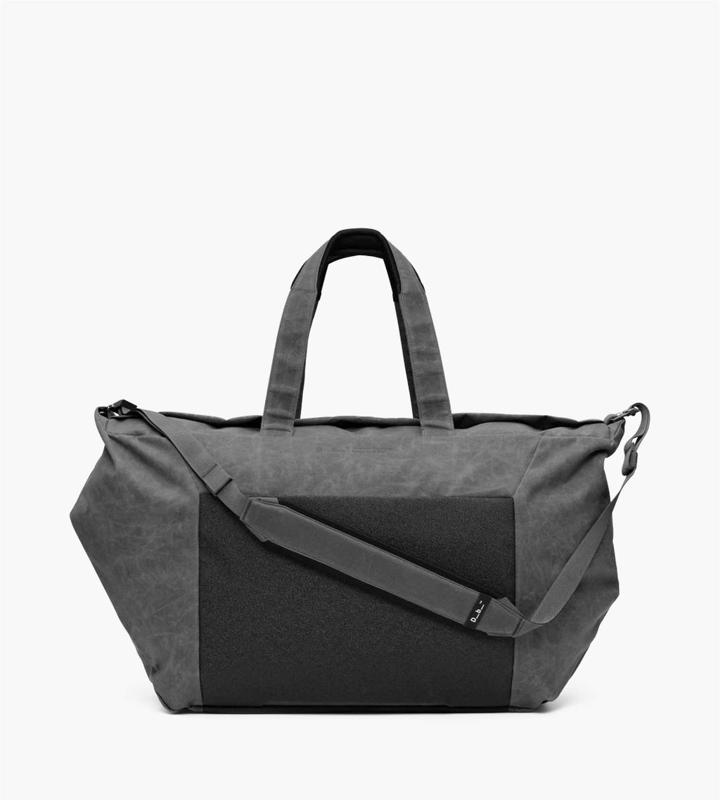 D__b__™ Entour Weekender 40L Magnet Grey